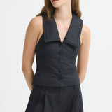Margot Vest